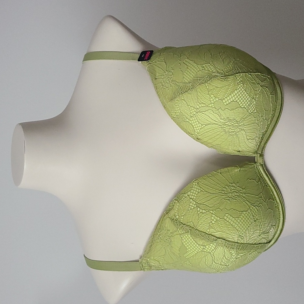 La Senza Beyond Sexy Classic Plunge Bra NWT (34DDD)